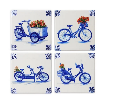Delftsblauwe onderzetters van keramiek met 4 afbeeldingen van fietsen