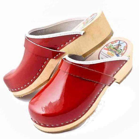 red clogs